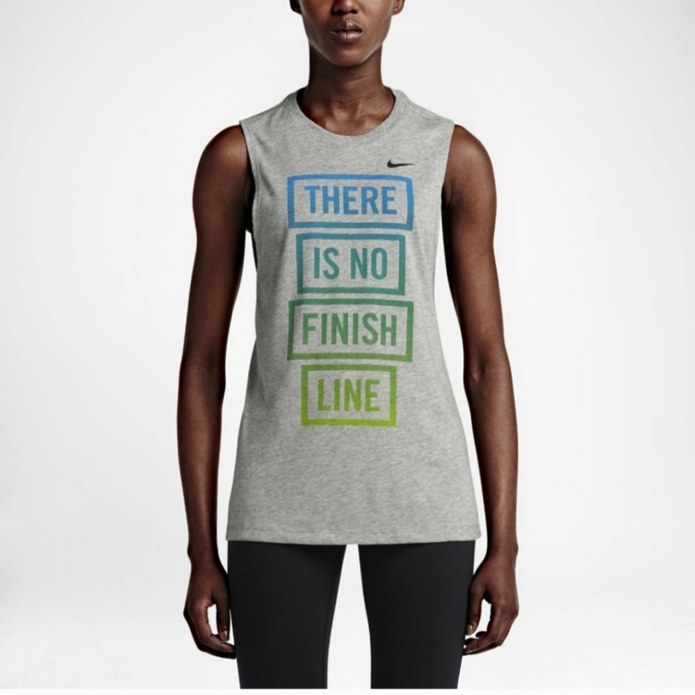 NIKE Womens Athletic Fit Muscle Athletic Tank Top Tee ** Medium ** EUC !!!
